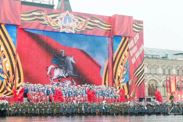 Felvonulás a Vörös téren Moszkvában — Stock Fotó