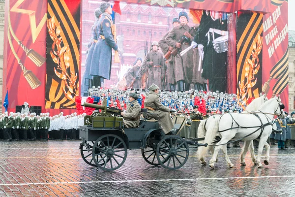 Sfilata sulla Piazza Rossa a Mosca — Foto Stock