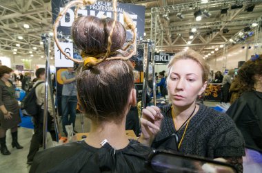 Makyaj ve saç sanatçılar rekabet