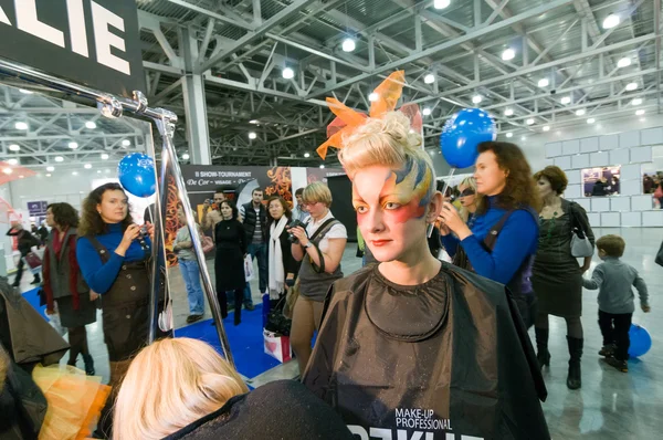Make-up en haarkleur kunstenaars competitie — Stockfoto