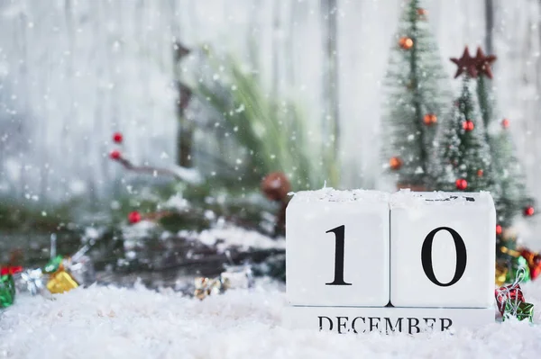 Chanoeka Witte Houten Kalenderblokken Met Datum December Feestelijke Kerstversieringen Met — Stockfoto