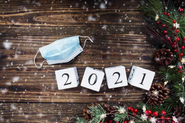 Covid Celebración Del Año Nuevo 2021 Bloques Calendario Madera Máscara — Foto de Stock