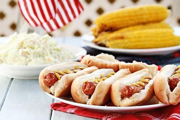 Hotdogs — Stockfoto