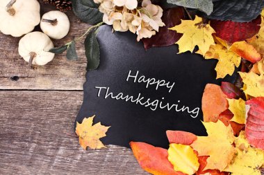 Sonbahar yaprakları yazı tahtası