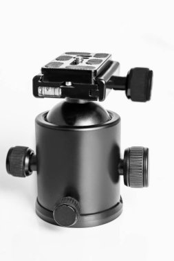 Tripod başı beyaz arkaplanda izole edildi