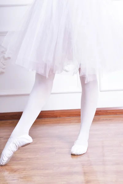 Close-up ballet girls legs — Stock Photo, Image