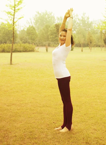 Elderly woman Yoga — Stock Photo, Image