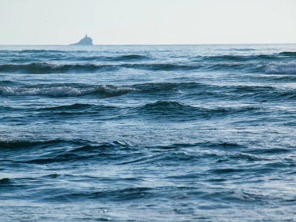 ビーチと米国オレゴン州シーサイドの灯台 — ストック写真