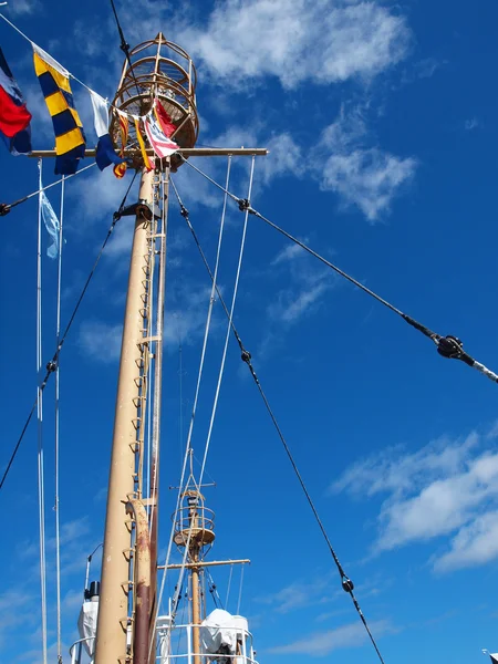 Columbia Lightship taklampan med nautiska flaggor hängande — Stockfoto