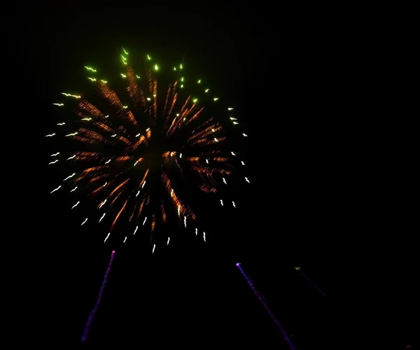 Fireworks Trails with a Blurred Zoom Lens Effect — Stock Photo, Image