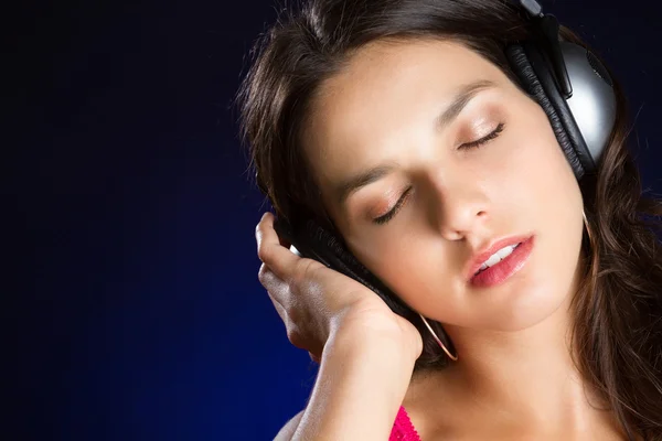 Girl Listening to Music — Stock Photo, Image