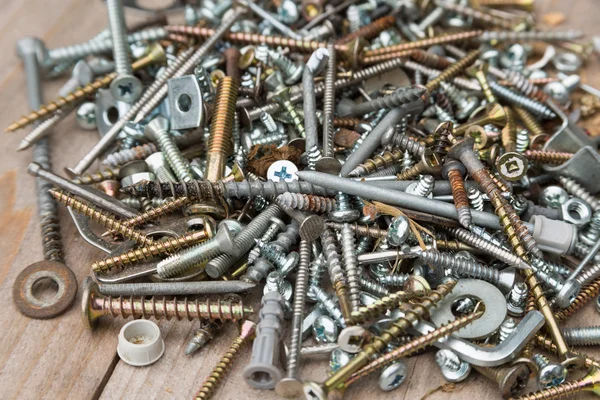 Tornillos y clavos — Foto de Stock