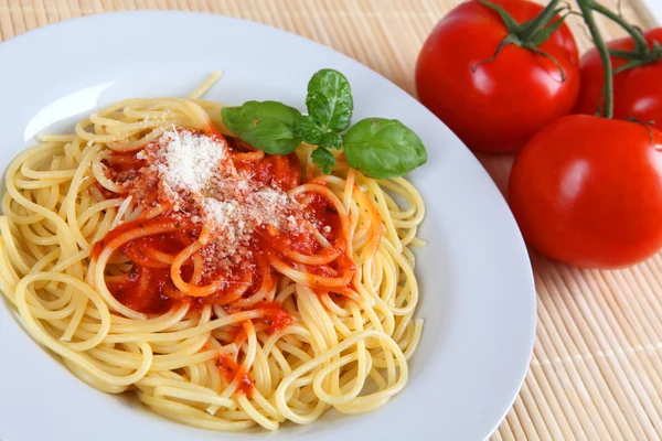 Spahgetti con parmesano —  Fotos de Stock
