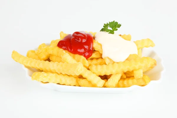 Frites à la mayonnaise et ketchup — Photo