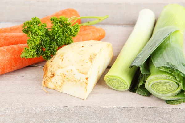 Sopa fresca de verduras —  Fotos de Stock