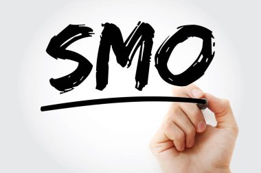 SMO - İşaretleyici ve internet konsepti destekli sosyal medya optimizasyonu kısaltması
