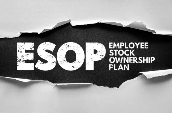 ESOP İşçi Senedi Mülkiyet Planı 'nın altında şirket finansmanı, çalışan teşvikini, paylaşımı, mülkiyet yapısını ve örgütsel motivasyon sistemini gösteren yırtık kağıtlar altında mesajı
