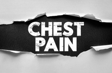 Yırtık kağıt efekti üzerine göğüs ağrısı metni. Tıbbi semptom, kardiyoloji, kalp sağlığı, acil durum, teşhis, hasta bakımı, farkındalık, sağlık sorunları ve tıbbi risk önleme kavramı