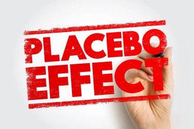 PLACEBO EFFECT, araştırma iletişimi, sağlık çalışmaları ve eğitim materyalleri için psikolojik etki ve algı temalarını vurgulayan bir el işareti ile kalın pul stili harflerle sergilendi