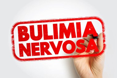 Bulimia Nervosa metni, bir el tarafından tutulan cesur bir damga olarak gösterildi, temiz bir stüdyo arka planında yeme bozukluğu bilinci, sağlık, psikoloji ve tıbbi konular için ideal