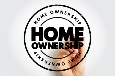 Dairesel bir mühür, kalın bir merkezi ifade ve tekrarlayan sınır metni özetleyen bir el yazısı ile ev sahipliği damgası, mülkiyet, konut temaları ve temiz grafik tarzında istikrar temsil