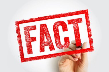FACT, eğitimsel içerik, bilgilendirici grafikler, doğrulanmış ifadeler ve dikkat çekici doğruluk işaretleyicileri için ideal güçlü bir deklaratif etiket oluşturarak, bir el tarafından tutulan koyu kırmızı desenli bir pulda görünür.