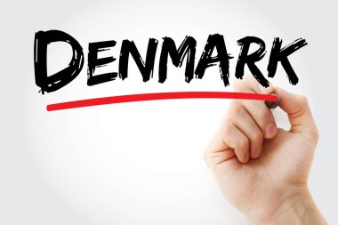 DENMARK el yazısıyla yazılmış metnin altı çizildi. Danimarka, Avrupa 'da yüksek yaşam kalitesi, tarihi monarşi, Viking mirası ve modern sürdürülebilir tasarımı ile tanınan bir İskandinav ülkesidir.