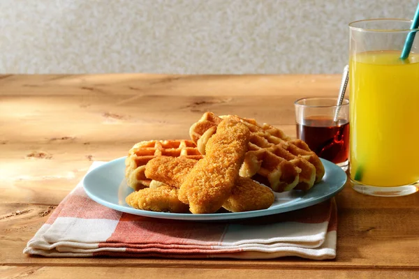 Waffles Chicken Tenders Maple Syrup — Stock Photo, Image