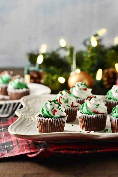 Nahaufnahme Weihnachten Schokolade Mini Cupcakes — Stockfoto