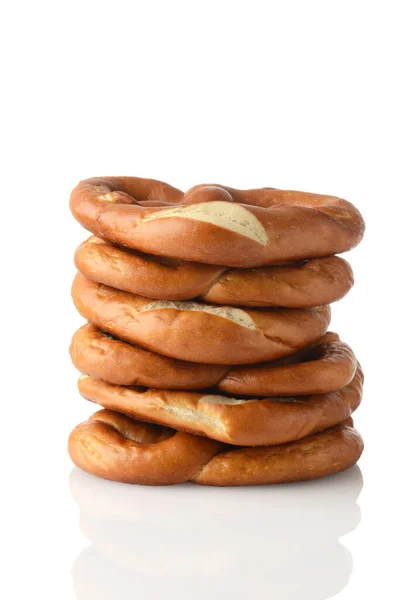 Pile Bretzels Doux Sur Blanc — Photo