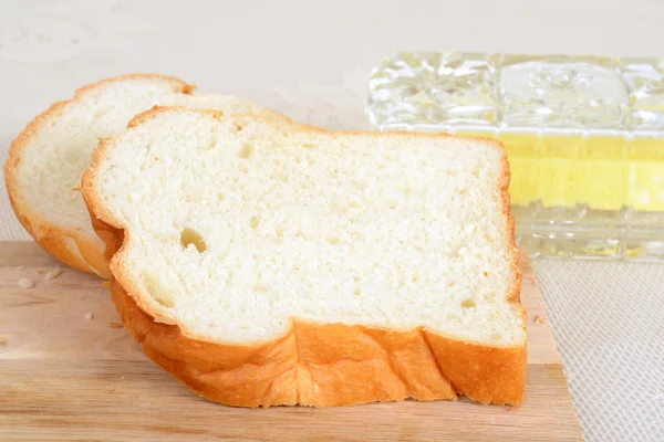 Pane bianco tagliato fresco — Foto Stock