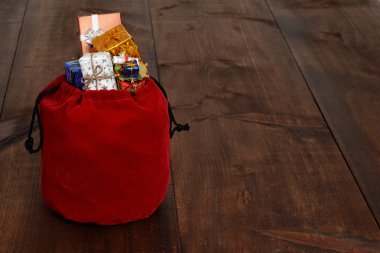 Santa oyuncak çanta