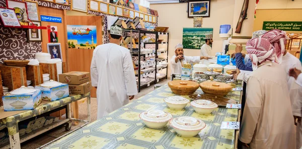 Magasin de bonbons et souvenirs à Oman — Photo