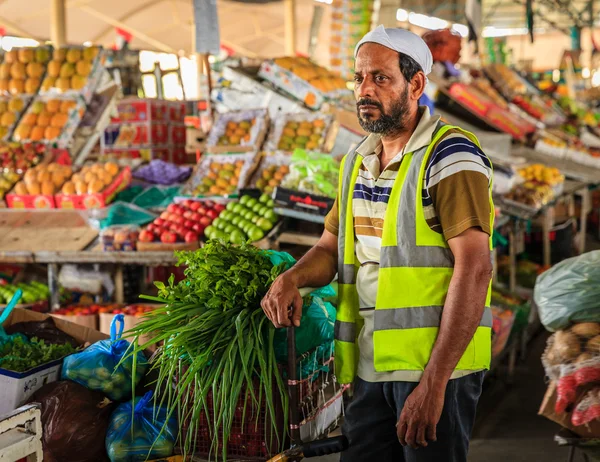 Фруктовый и овощной рынок Дубая — стоковое фото