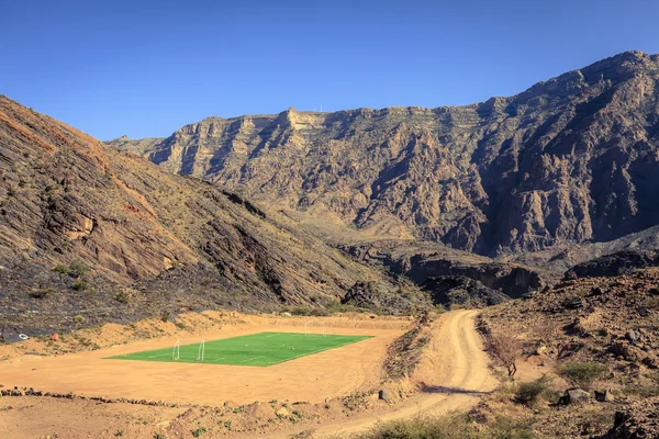 Campo de futebol nas montanhas — Fotografia de Stock