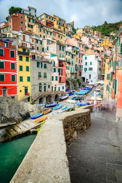 Talya Daki Cinque Terre Ulusal Parkı Ndaki Riomaggiore Köyünün Renkli — Stok fotoğraf