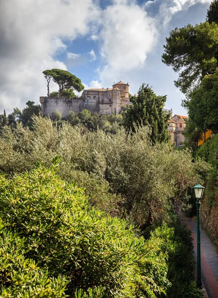 View Castello Brown Medieval Castle Museum Village Portofino Italy — Stock Photo, Image