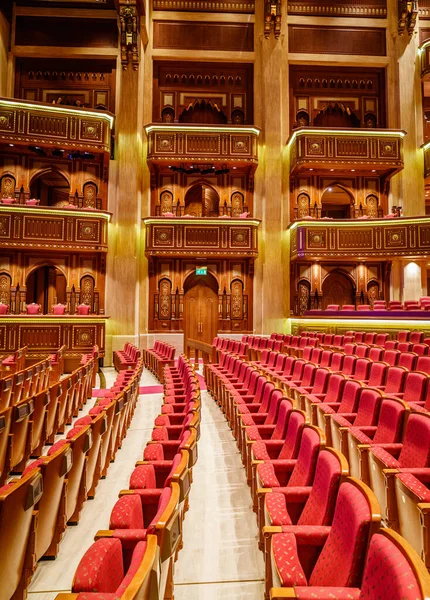 2016年12月3日 阿曼马斯喀特 阿曼马斯喀特皇家歌剧院的内景 — 图库照片