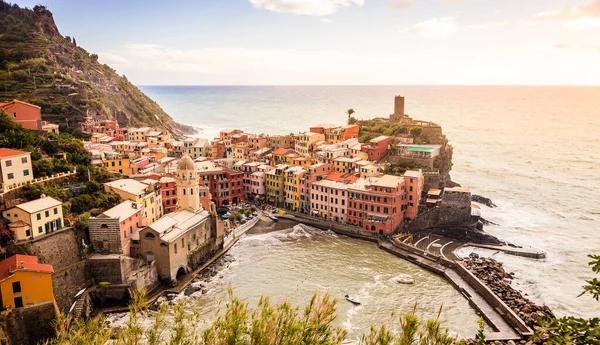 Cinque Terre Talya Daki Vernazza Köyünün Manzarası — Stok fotoğraf