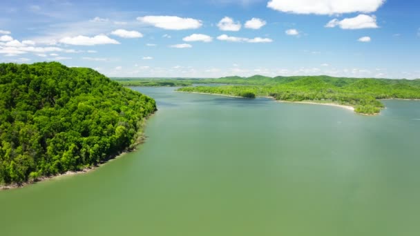 Hermosa Vista Aérea Del Lago Cueva Run Kentucky — Vídeos de Stock