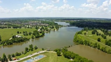 Lexington, Kentucky 'deki Jacobson Park Gölü' nün hava görüntüsü.
