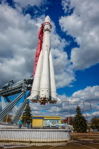 Moscú Rusia Abril 2016 Nave Espacial Vostok Exhibición Exposición Logros — Foto de Stock