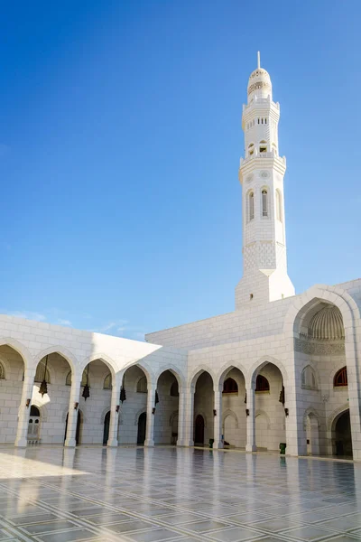 Внутренний Суд Минарет Мечети Мухаммада Аль Амина Мускате Оман — стоковое фото