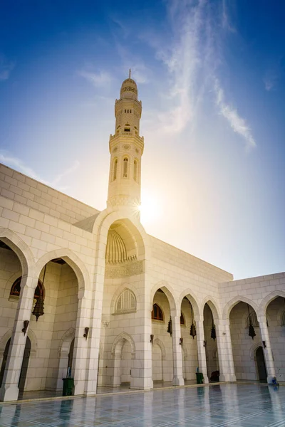 Soleil Regarde Par Derrière Minaret Mosquée Muhammad Amin Mascate Oman — Photo