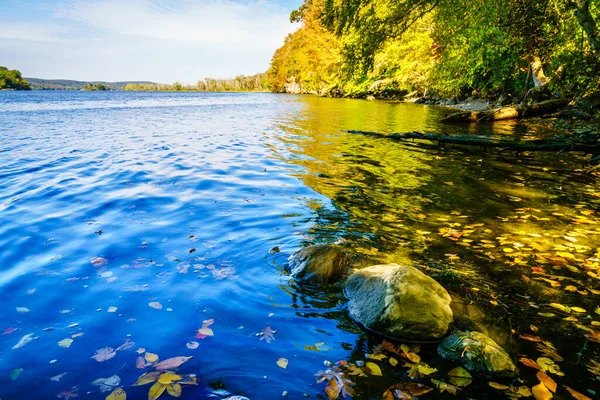 Scénický Pohled Řeku Connecticut Podzim Státní Park Gillette Castle — Stock fotografie