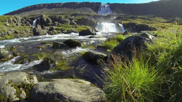 Vodopád Dynjandifoss v regionu Westfjords — Stock video