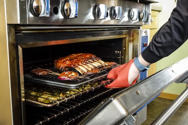 Lamb pulled out of the oven — Stock Photo, Image