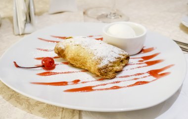 vişneli tart tatlı