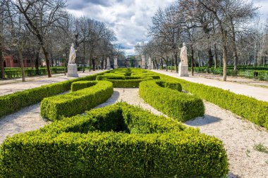Madrid, İspanya 'daki El Retiro Parkı' nda heykellerin yürüyüşü
