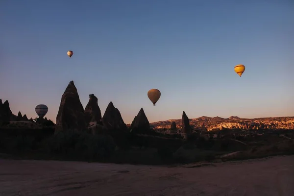 Heißluftballon Parade Kappadokien Bei Sonnenaufgang — Stockfoto